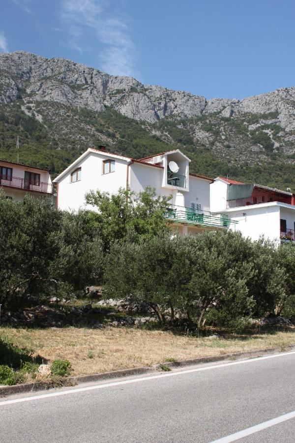 Apartments And Rooms With Parking Space Gradac, Makarska - 6819 格拉达茨 外观 照片