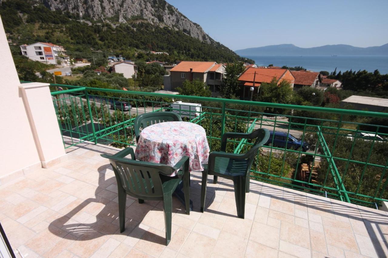 Apartments And Rooms With Parking Space Gradac, Makarska - 6819 格拉达茨 外观 照片