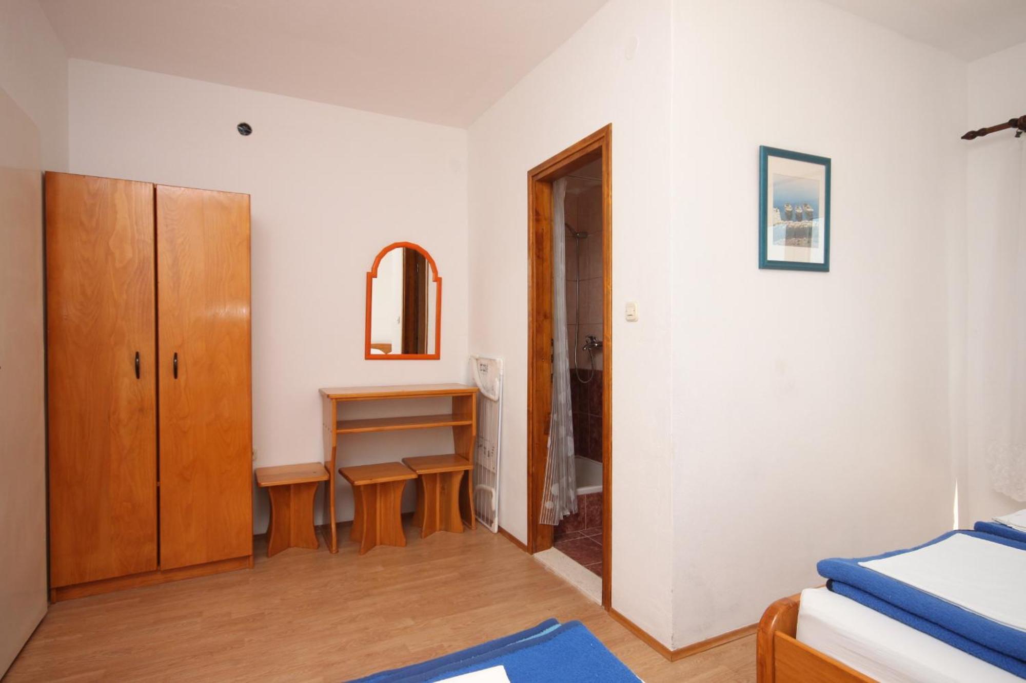Apartments And Rooms With Parking Space Gradac, Makarska - 6819 格拉达茨 客房 照片